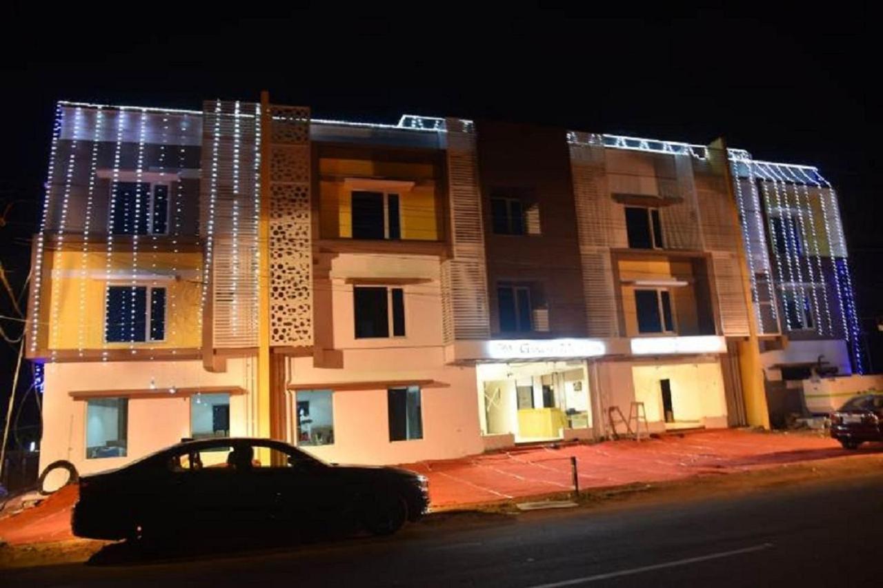 Ganesh Meridian Tiruppattur Εξωτερικό φωτογραφία